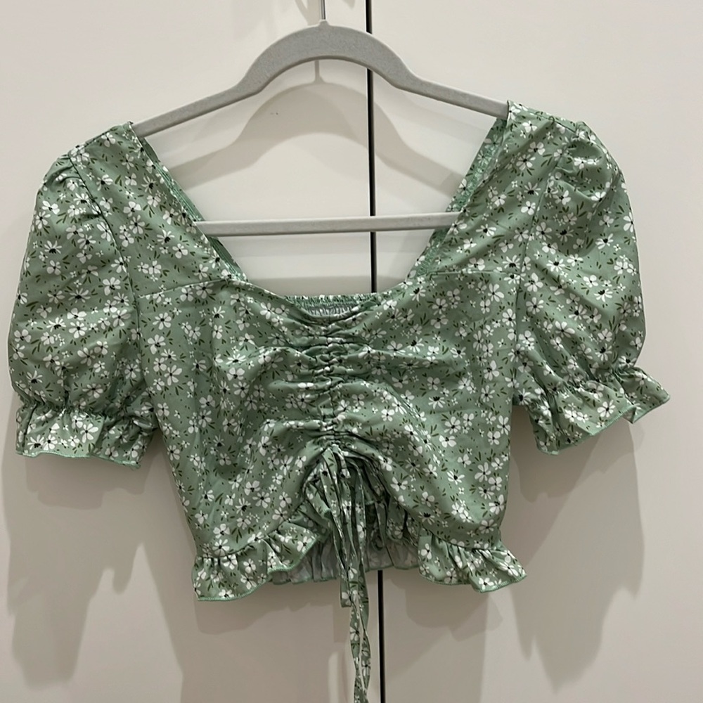 Green floral top with cinch